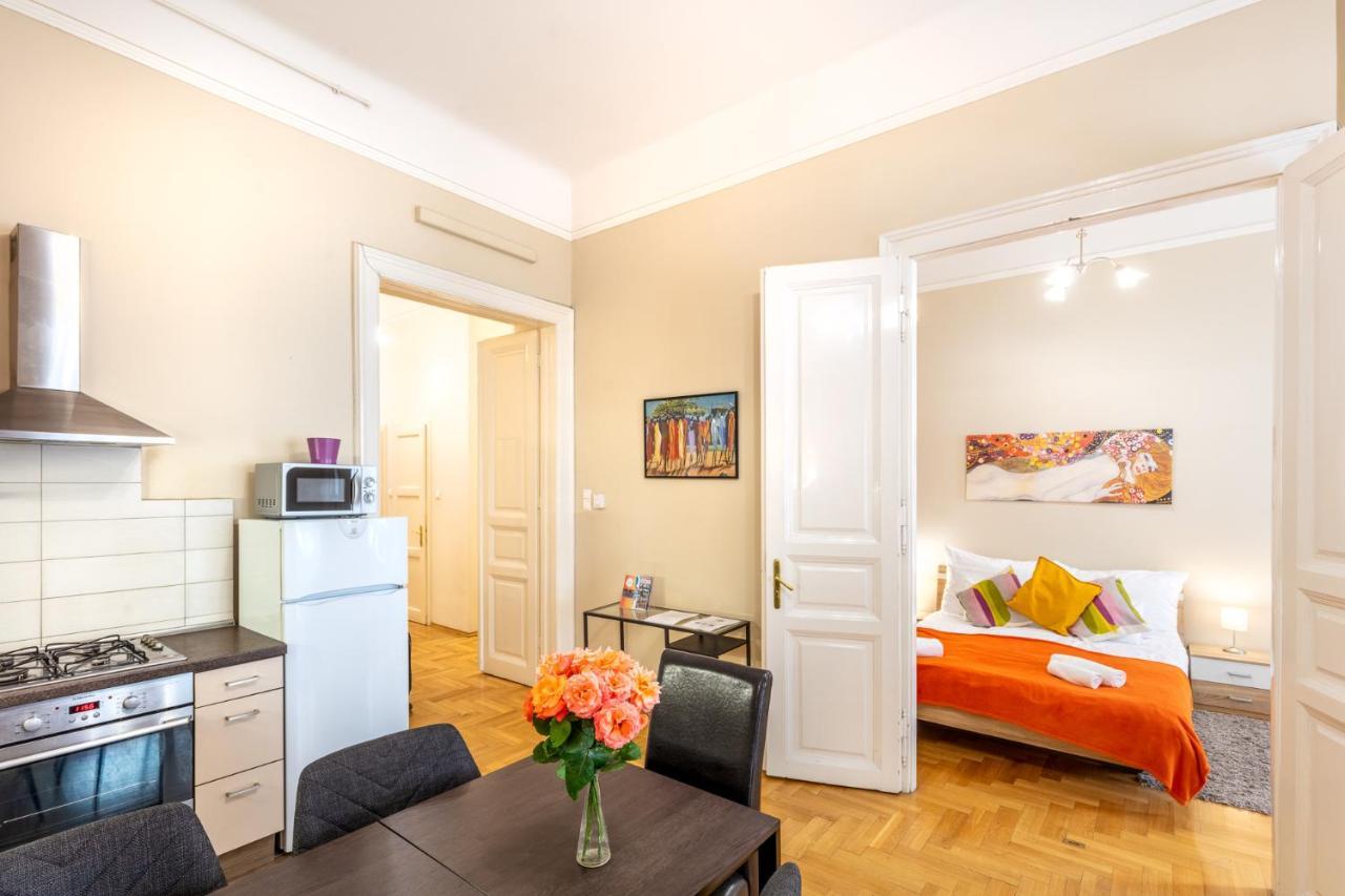 Orangehomes Kalvin Sq 2 Bedroom Apartment Будапешт Екстер'єр фото
