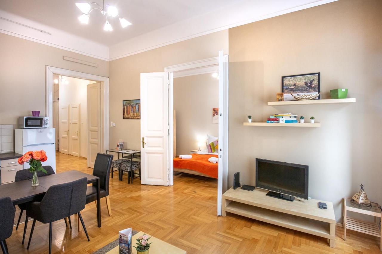 Orangehomes Kalvin Sq 2 Bedroom Apartment Будапешт Екстер'єр фото